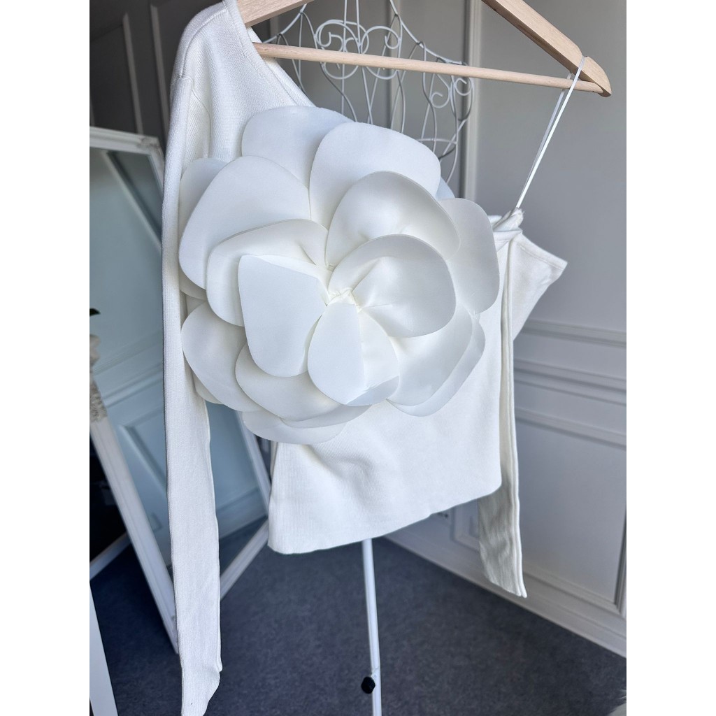 Top Luxury White Rose